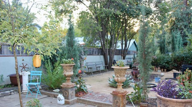 661 N Bush St, Ukiah, CA 95482