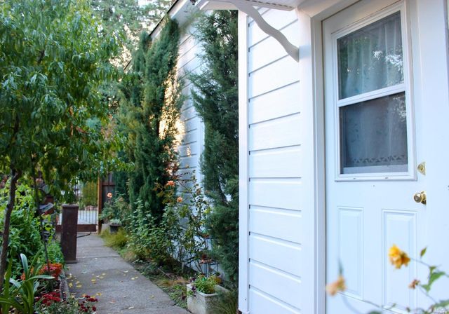 661 N Bush St, Ukiah, CA 95482