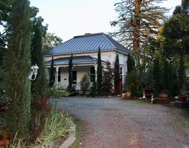 661 N Bush St, Ukiah, CA 95482