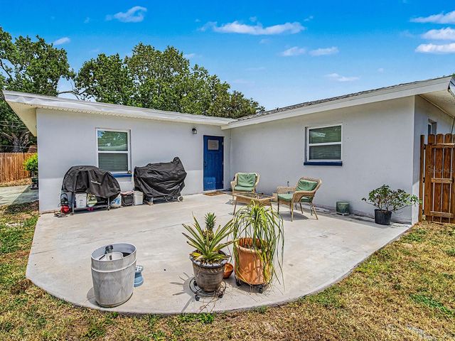3029 PINE TREE AVENUE, Largo, FL 33771