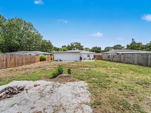 3029 PINE TREE AVENUE, Largo, FL 33771