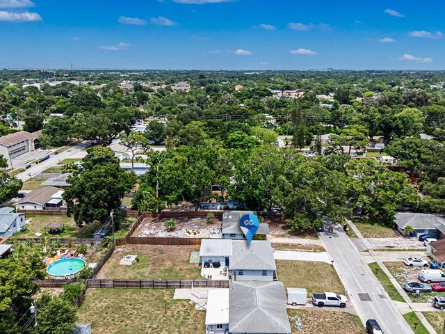 3029 PINE TREE AVENUE, Largo, FL 33771