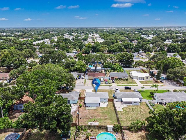 3029 PINE TREE AVENUE, Largo, FL 33771