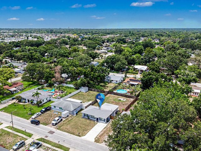 3029 PINE TREE AVENUE, Largo, FL 33771