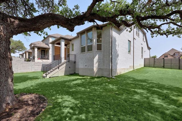 116 Three Oaks LN, Georgetown, TX 78628