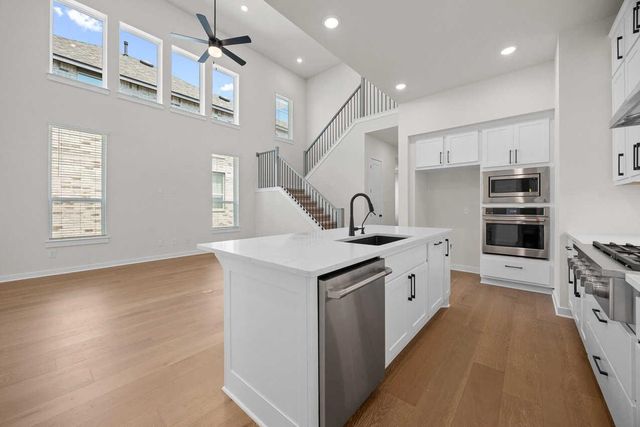 116 Three Oaks LN, Georgetown, TX 78628