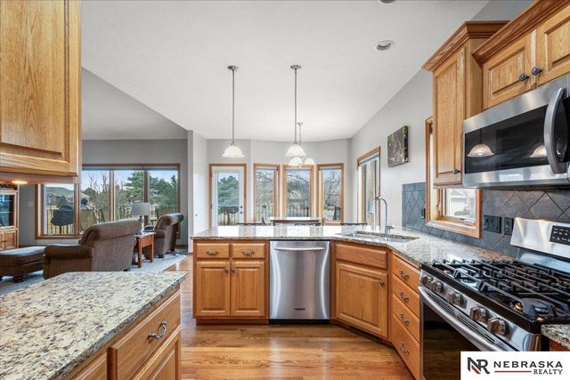 4860 Gleneagle Court, Lincoln, NE 68526