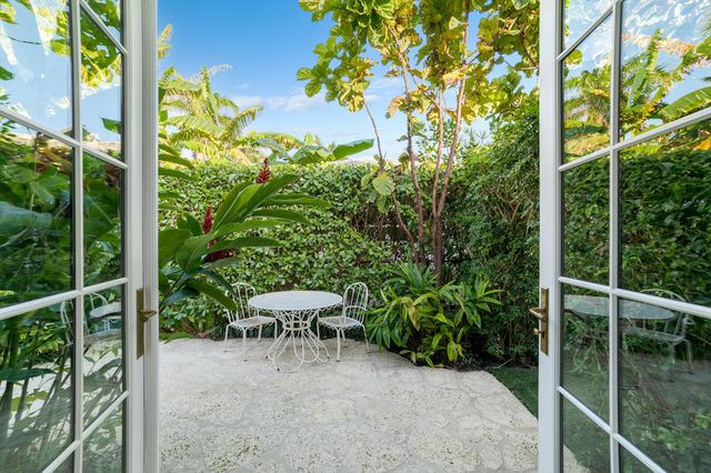 218 List Road, Palm Beach, FL 33480