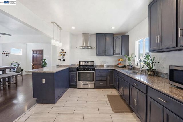 1954 87Th Ave, Oakland, CA 94621