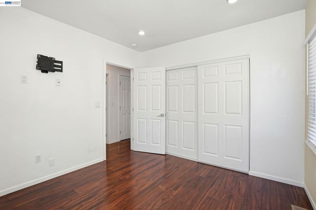 1954 87Th Ave, Oakland, CA 94621