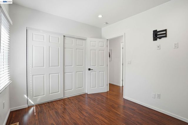 1954 87Th Ave, Oakland, CA 94621