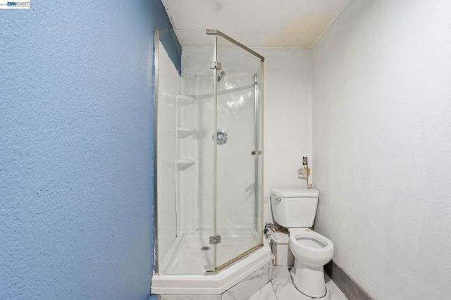 1954 87Th Ave, Oakland, CA 94621