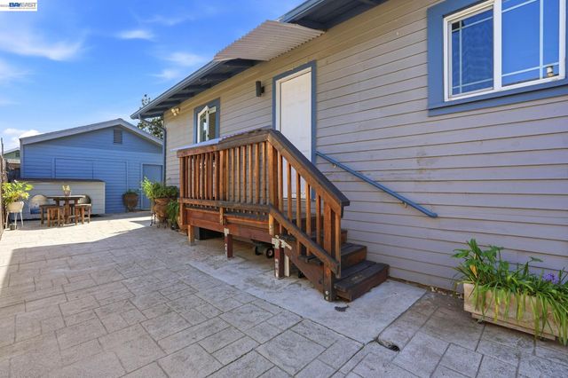 1954 87Th Ave, Oakland, CA 94621