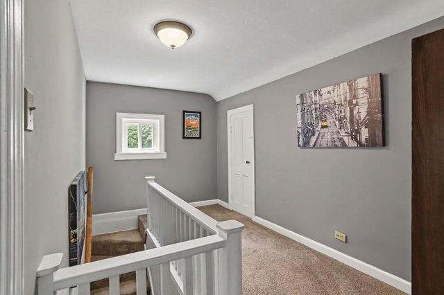 2518 E G Avenue, Kalamazoo City, MI 49004