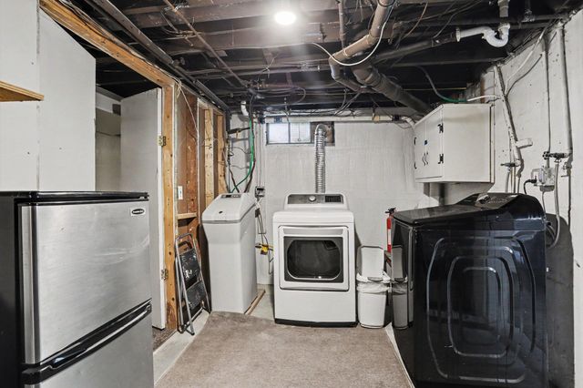 2518 E G Avenue, Kalamazoo City, MI 49004