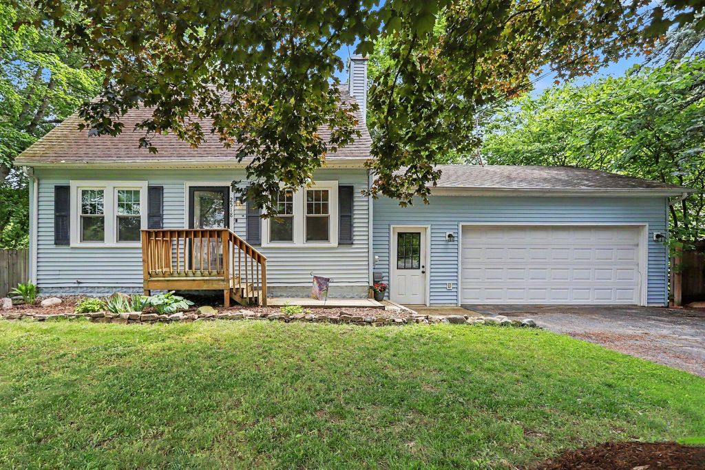 2518 E G Avenue, Kalamazoo City, MI 49004