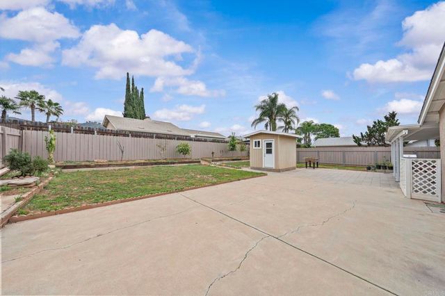 1110 Paula Way, Escondido, CA 92027