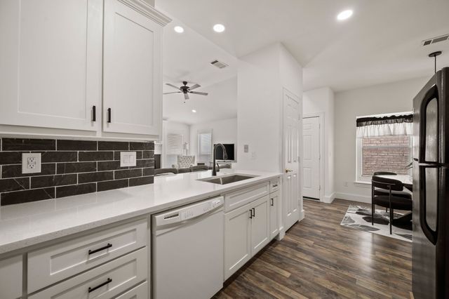 1919 Maplewood Trail, Colleyville, TX 76034