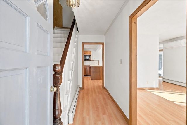 58 Webster St, Lynn, MA 01902