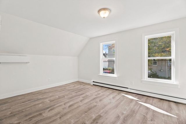 58 Webster St, Lynn, MA 01902