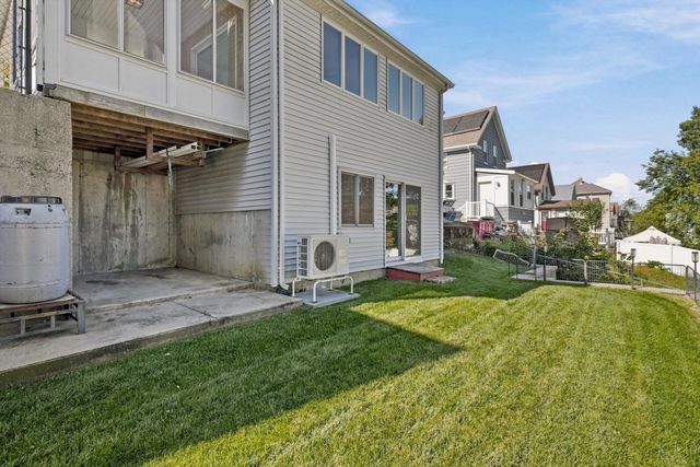 58 Webster St, Lynn, MA 01902