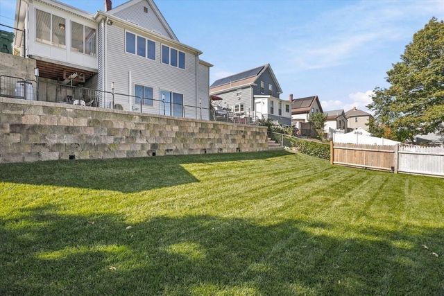 58 Webster St, Lynn, MA 01902