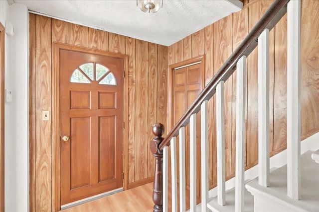 58 Webster St, Lynn, MA 01902