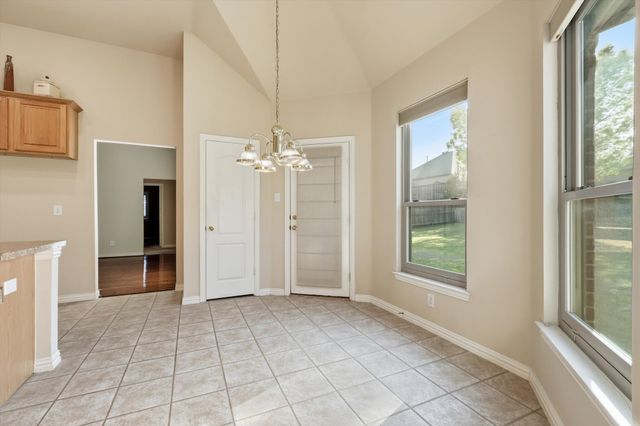 2512 Stone Mountain Drive, Denton, TX 76210