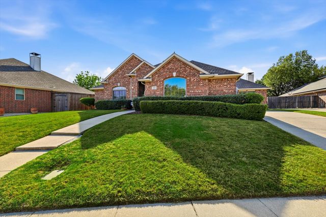 2512 Stone Mountain Drive, Denton, TX 76210