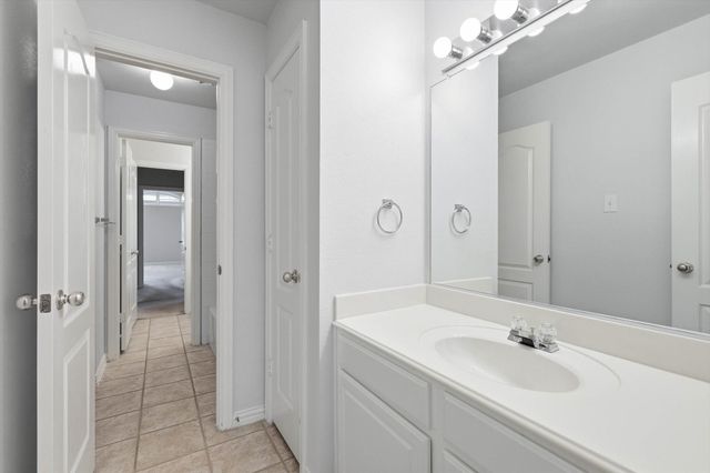 2512 Stone Mountain Drive, Denton, TX 76210