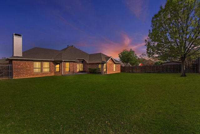 2512 Stone Mountain Drive, Denton, TX 76210