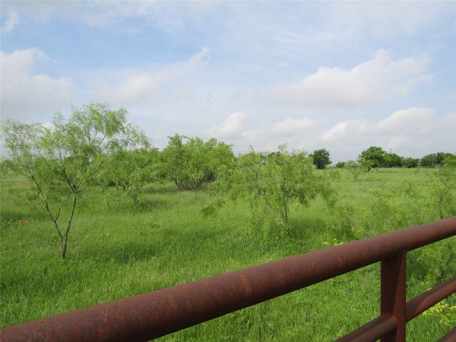 2450 FM 2450, Sanger, TX 76249