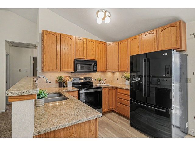 1713 Flemming Dr, Longmont, CO 80501