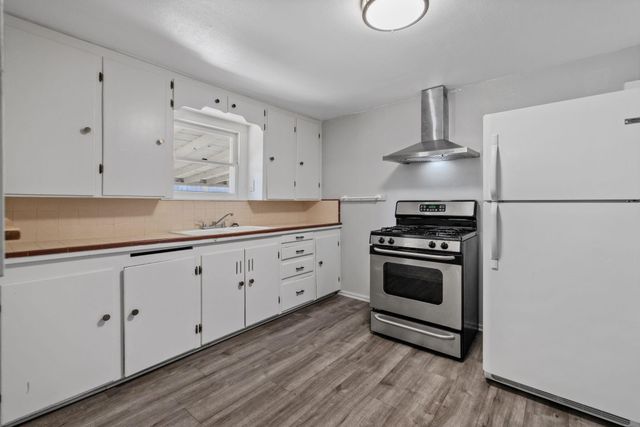 1419 S Crowe Street, Visalia, CA 93277