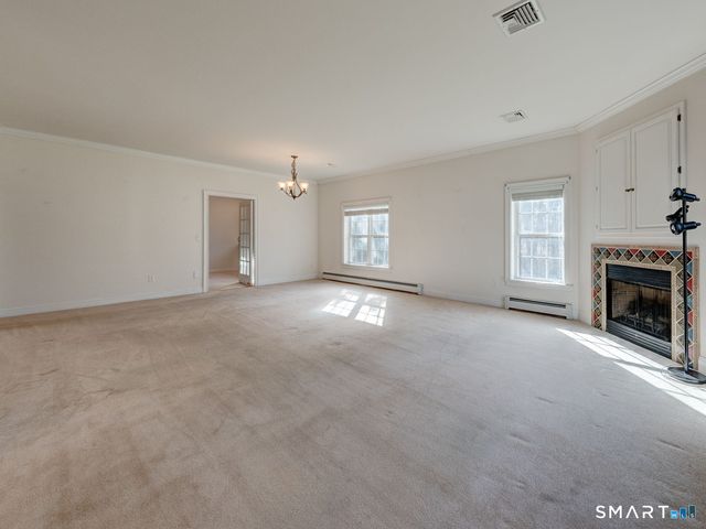 4 Eleanor St Extension 4, Vernon, CT 06066