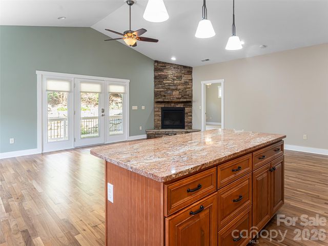 4 Nectar Way, Swannanoa, NC 28778