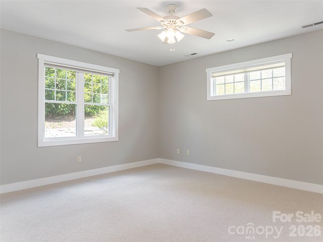 4 Nectar Way, Swannanoa, NC 28778