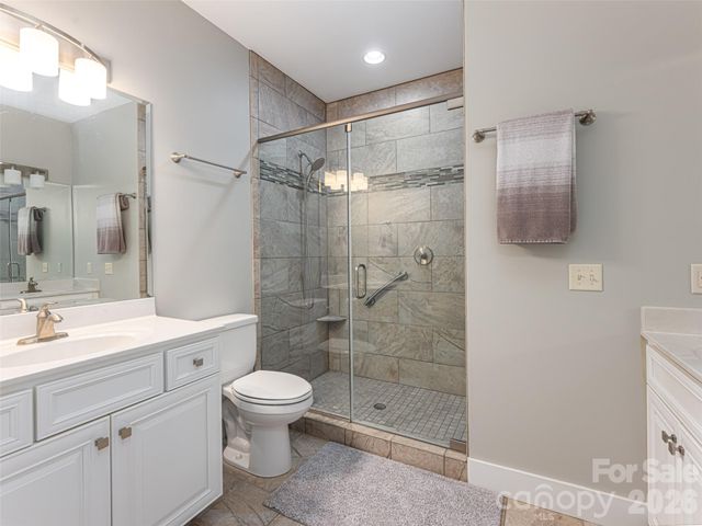4 Nectar Way, Swannanoa, NC 28778
