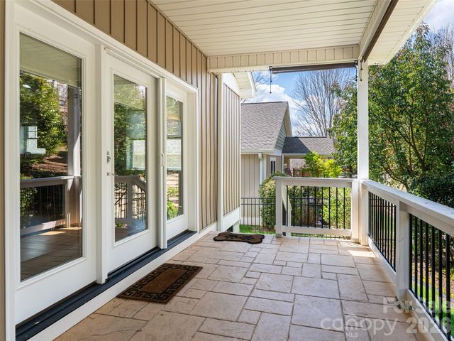 4 Nectar Way, Swannanoa, NC 28778