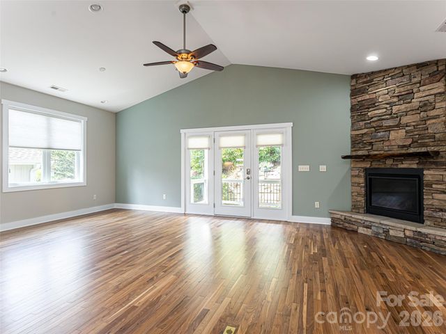 4 Nectar Way, Swannanoa, NC 28778