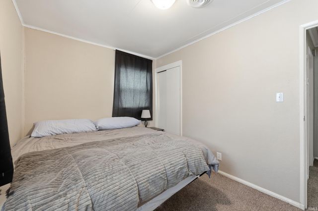 6411 Bristol Road, Fort Wayne, IN 46816