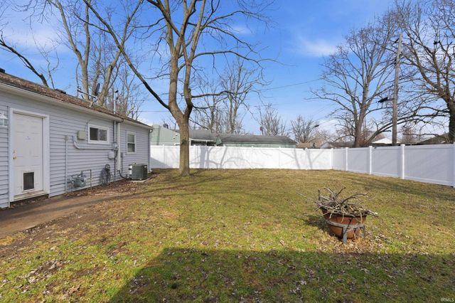 6411 Bristol Road, Fort Wayne, IN 46816