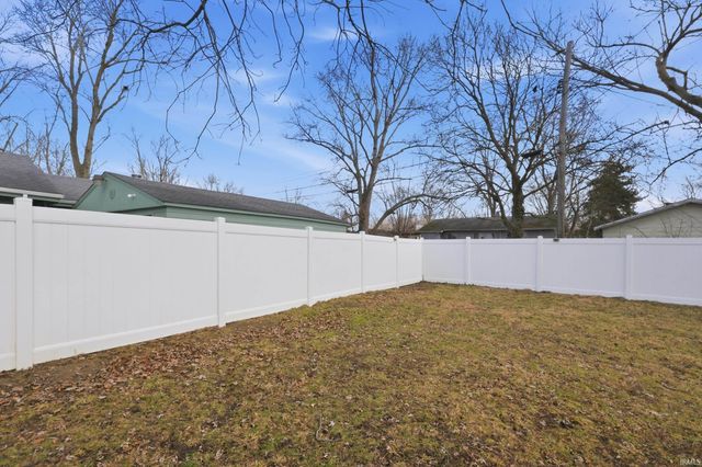 6411 Bristol Road, Fort Wayne, IN 46816