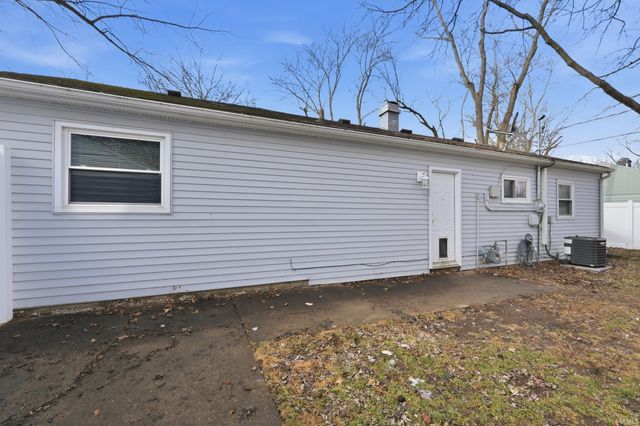 6411 Bristol Road, Fort Wayne, IN 46816