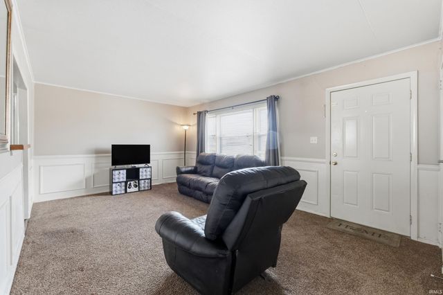 6411 Bristol Road, Fort Wayne, IN 46816