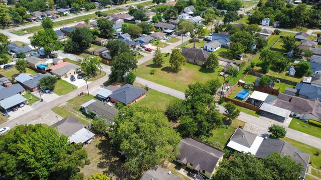 414 Avenue H, South Houston, TX 77587