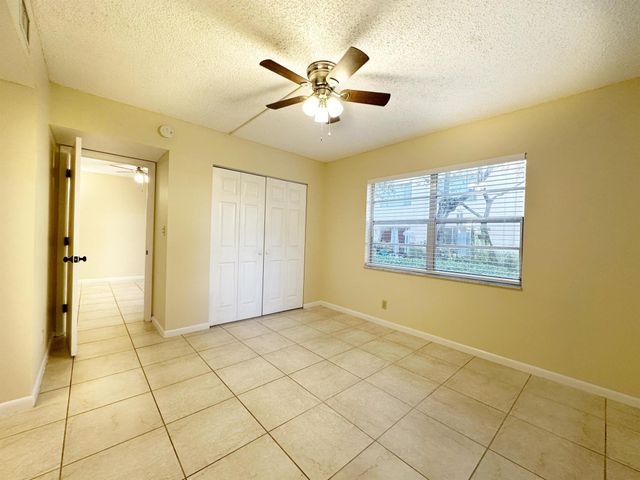 3207 NW 103rd Terrace 104-C, Coral Springs, FL 33065