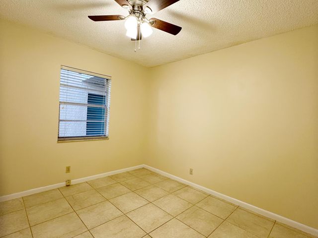 3207 NW 103rd Terrace 104-C, Coral Springs, FL 33065