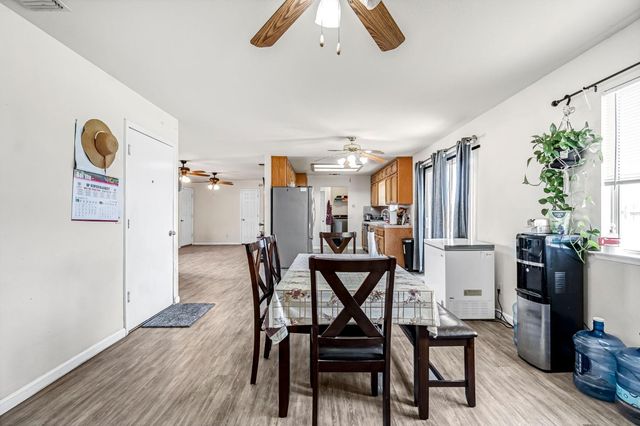 94 N Locan Avenue, Fresno, CA 93737