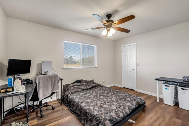 94 N Locan Avenue, Fresno, CA 93737